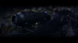 Zeiss DTI 3-35 Thermal Imaging Hunting Camera with 35mm focal length, up to 4x zoom, HD display resolution, and 15GB internal storage